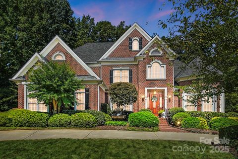 6525 Robin Hollow Drive sold home in Ellington Farm, Mint Hill, NC