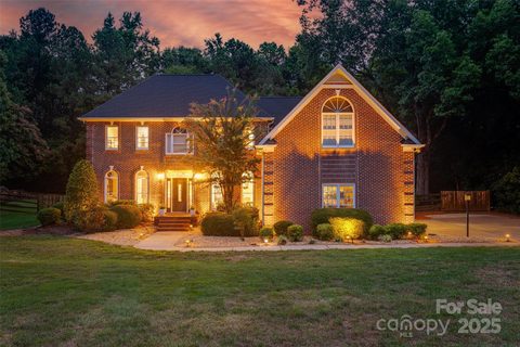 1311 Big Rock Court sold home in Eppington South, Fort Mill, SC