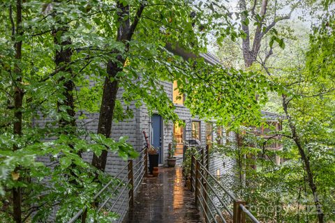 7600 Cedarbrook Drive sold home in Cedarbrook, Charlotte, NC