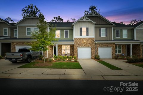 7066 Heron Rookery Way sold home in Redwood Rookery At The Vineyards, Charlotte, NC