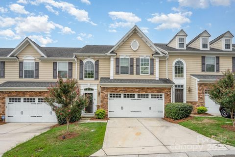 209 Chartwell Lane sold townhome in Lake Shore, Tega Cay, SC