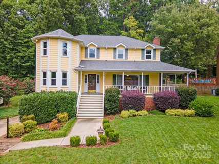 16527 Grapperhall Drive sold home in Breckenridge, Huntersville, NC
