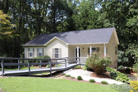 2832 Laurel Lane sold home in Indian Hills, Lenoir, NC