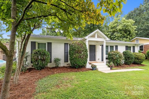 3207 Edsel Place