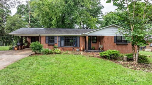 3843 22nd Street sold home in Hickory Woods, Hickory, NC