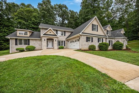 111 Nathan Court sold home in Sweetwater Oaks, Fletcher, NC