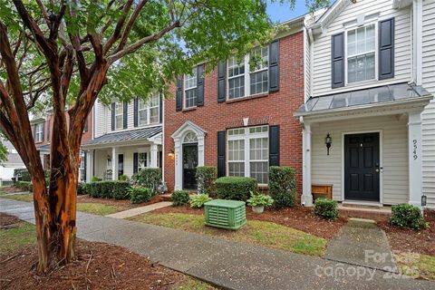 9545 Glenashley Drive sold townhome in Glenridge, Cornelius, NC
