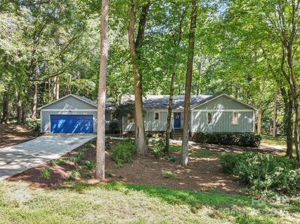 14024 Springwater Drive sold home in Windrow Estates, Matthews, NC