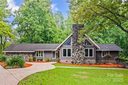 912 Pineview Lakes Road sold home in Chester, SC