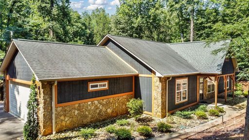 872 Hayes Road sold home in Shamrock Forest, Columbus, NC