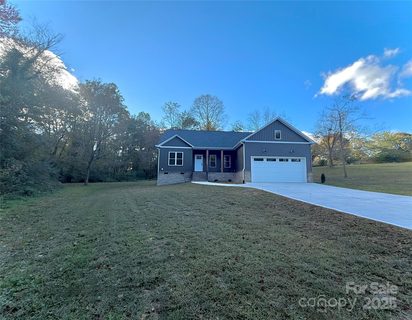 1471 20th Street sold home in Willow Oaks, Hickory, NC