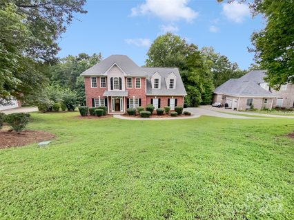 2405 Falling Leaf Court sold home in Tealwood, Rock Hill, SC