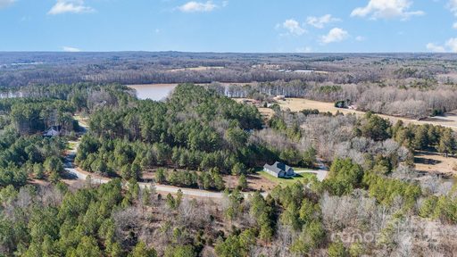1261 Sunset Pointe Drive