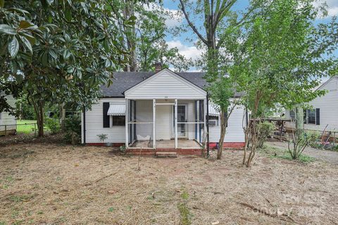 134 S Gregg Street