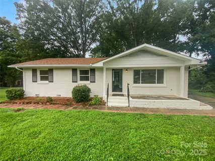 6139 Castle Court sold home in Virginia Manor, Charlotte, NC