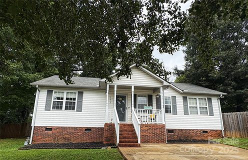 1515 Cambridge Heights Place pending home in Cambridge Commons, Concord, NC