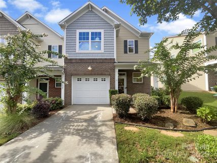 7027 Woodsbay Lane