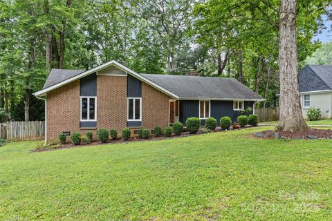 1001 Pinafore Drive sold home in Parkview East, Charlotte, NC