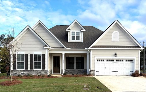 6853 Glen Abbey Lane active home in Brighton Park, Mount Pleasant, NC
