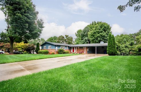 723 Georgia Avenue sold home in Druid Hills, Statesville, NC
