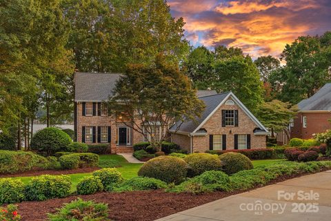 121 Harbor Shore Court sold home in Pine Isle, Mooresville, NC