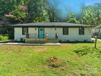 709 Claremont Road sold home in Westwood, Charlotte, NC