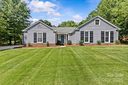 333 Longbridge Drive sold home in Matthews, SC
