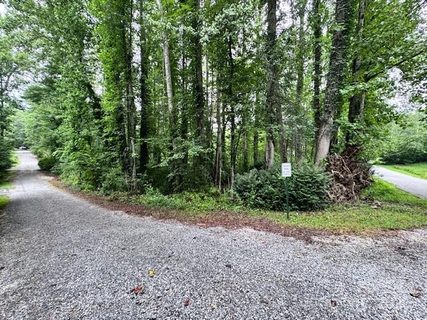 0 Glengary Drive sold home in Flat Rock Forest, Flat Rock, NC