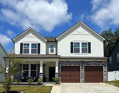 11012 N Commons Drive sold home in The Enclave At Caldwell, Charlotte, NC