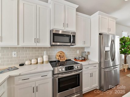 4028 Heriot Avenue sold home in Loso Terraces, Charlotte, NC