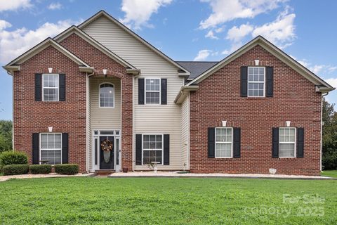 4803 Chesney Street sold home in Covington, Concord, NC