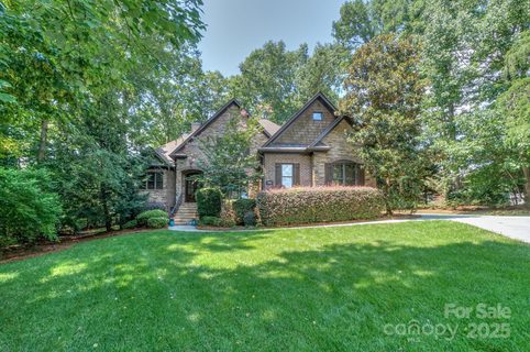 7884 Oak Haven Lane sold home in Treetops At Cowans Ford, Stanley, NC