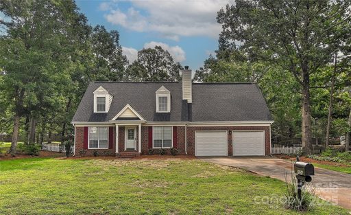8056 Hunley Ridge Road sold home in Hunley Creek, Matthews, NC