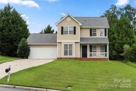 3308 Oberlin Lane sold home in Hunting Creek, Charlotte, NC
