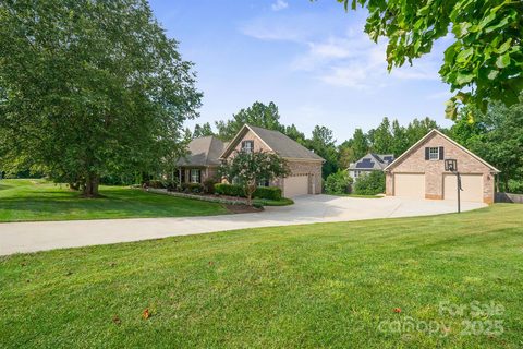 6200 Bellingham Drive sold home in Stockbridge Estates, Mount Holly, NC