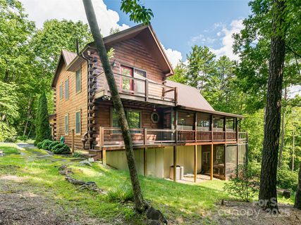 340 West View Road sold home in Ridge Haven, Brevard, NC