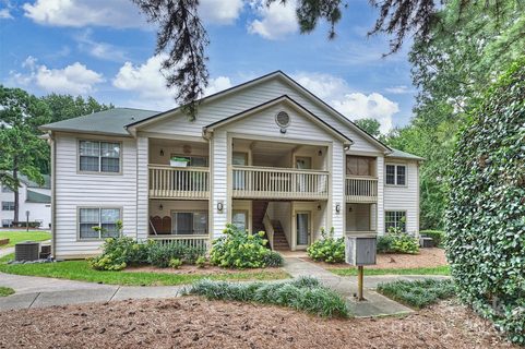 1031 Churchill Downs Court