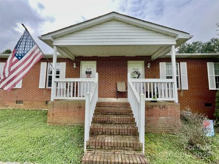 5508 5510 Wrenn Drive sold multi-family property in Wrenns Estate, Denver, NC
