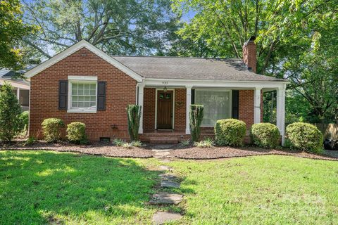 935 4th Avenue sold home in Hillcrest, Hickory, NC