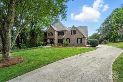 147 Old Squaw Road sold home in Mallard Head, Mooresville, NC