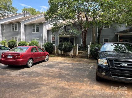 6011 Treetop Court active condo in Forest Ridge, Charlotte, NC