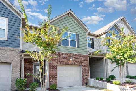 3413 Scottish Fern Lane sold townhome in The Greens, Indian Land, SC