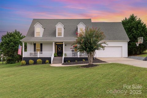 734 Hathcock Glen Drive sold home in Oak Glen, Oakboro, NC