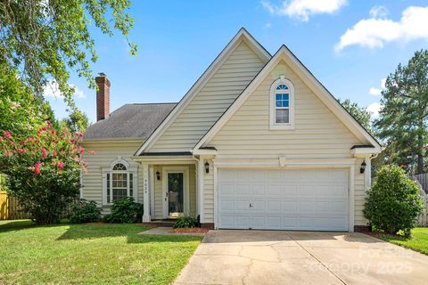 9033 Blueshot Court sold home in Cedar Run, Charlotte, NC