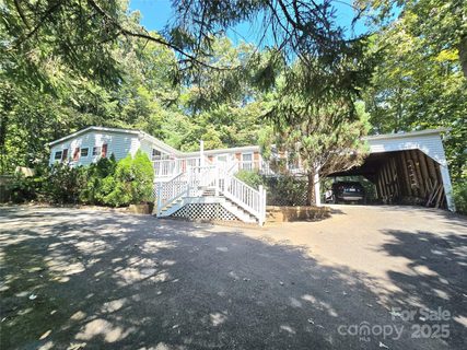 113 Reeves Road sold home in Country Place, Leicester, NC