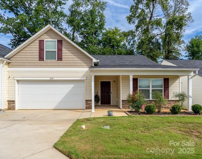 1219 Amberlight Circle sold townhome in Greystone Village, Salisbury, NC