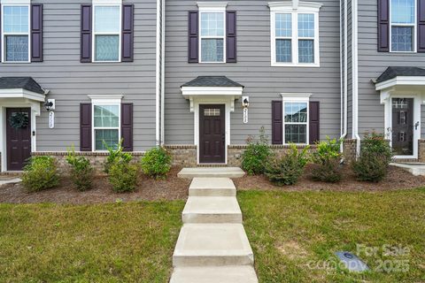 2108 Trout Lily Lane sold home in Stone Creek Townhomes, Matthews, NC