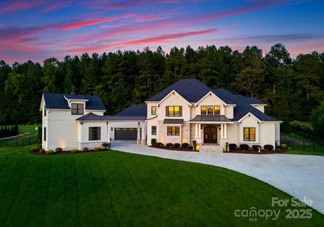 788 Pinnacle Drive
