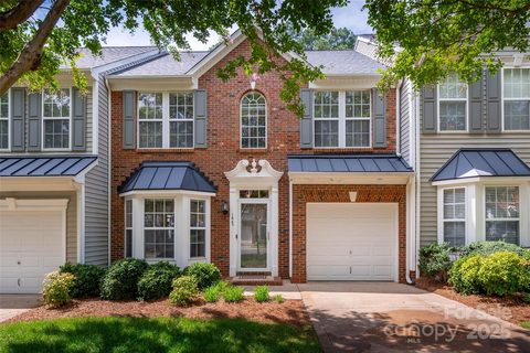 1647 Backcreek Lane sold townhome in Robinwood Village, Gastonia, NC