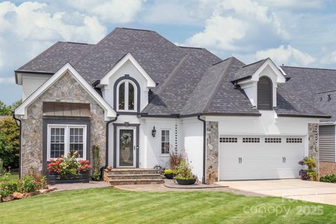 421 Cranborne Chase Drive sold home in Bailiwyck, Fort Mill, SC